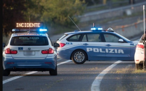 Tre vittime in un incidente: morti due bambini e la nonna