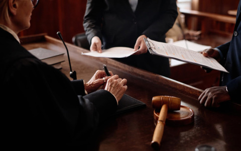 Caso Spada, al processo l’accusa di omicidio